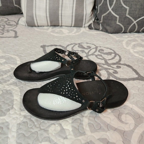 Vionic sandals - Picture 4 of 5